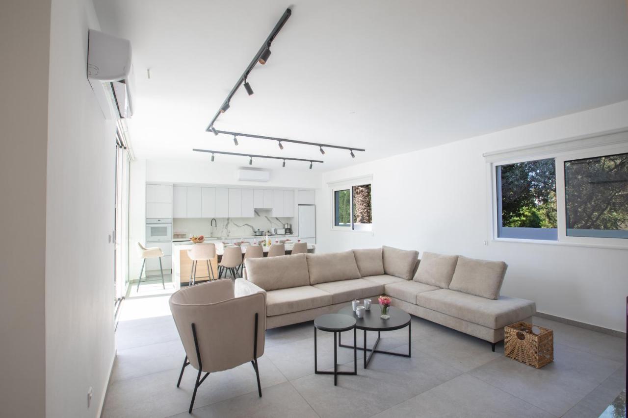 Kube Luxury Villas Ayia Napa Eksteriør billede