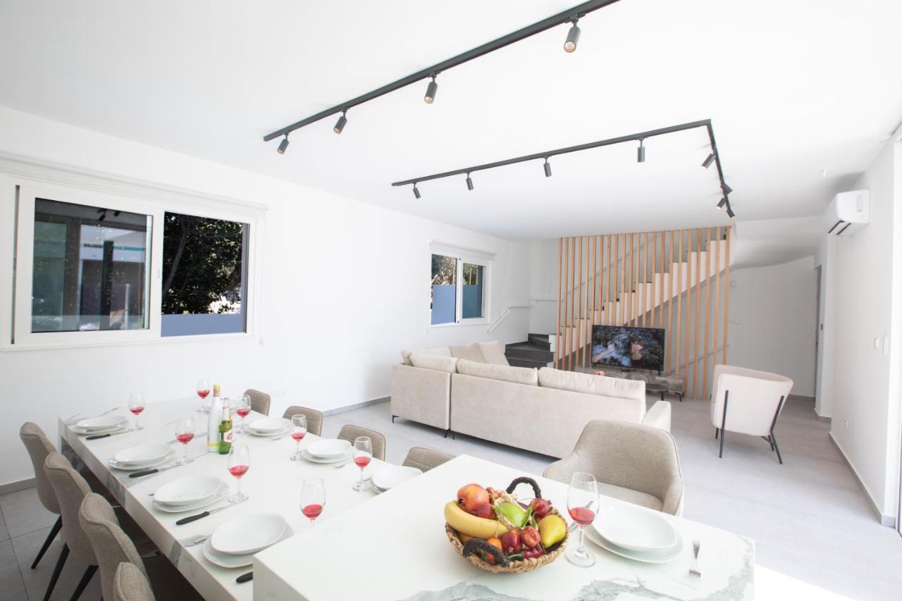 Kube Luxury Villas Ayia Napa Eksteriør billede