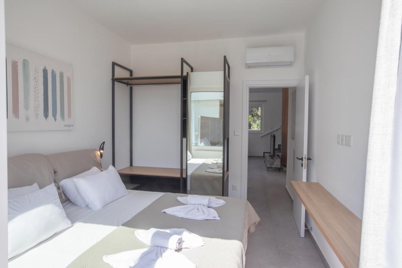 Kube Luxury Villas Ayia Napa Eksteriør billede