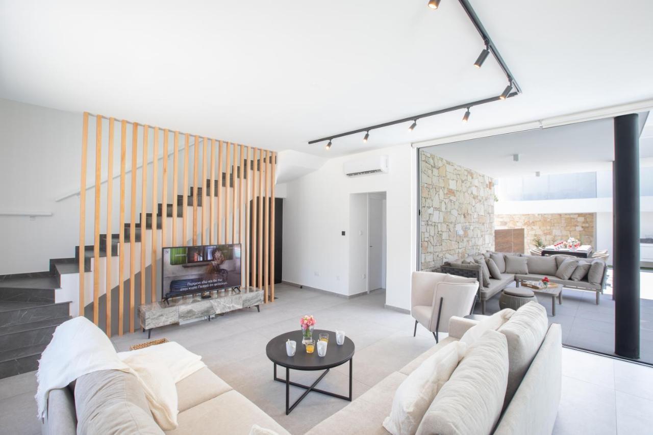 Kube Luxury Villas Ayia Napa Eksteriør billede