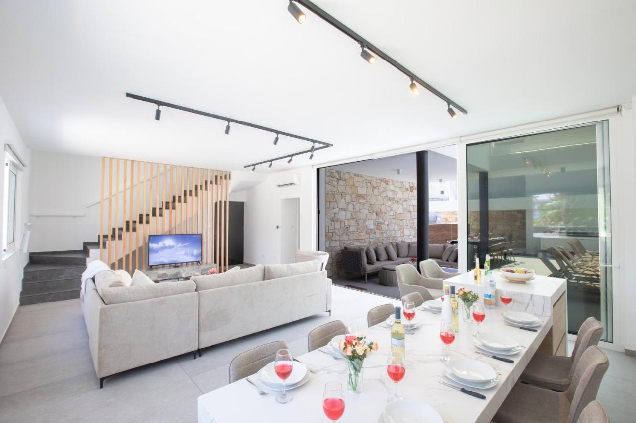 Kube Luxury Villas Ayia Napa Eksteriør billede
