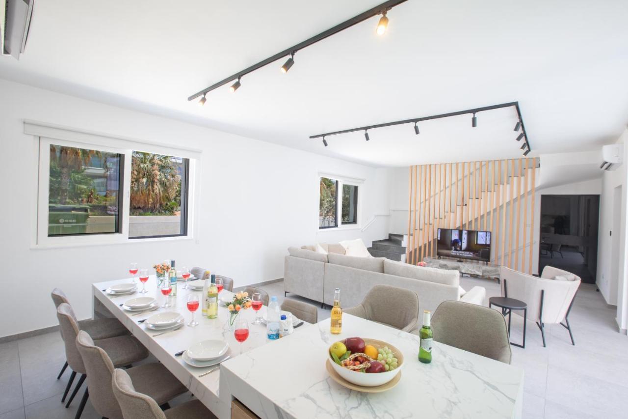 Kube Luxury Villas Ayia Napa Eksteriør billede