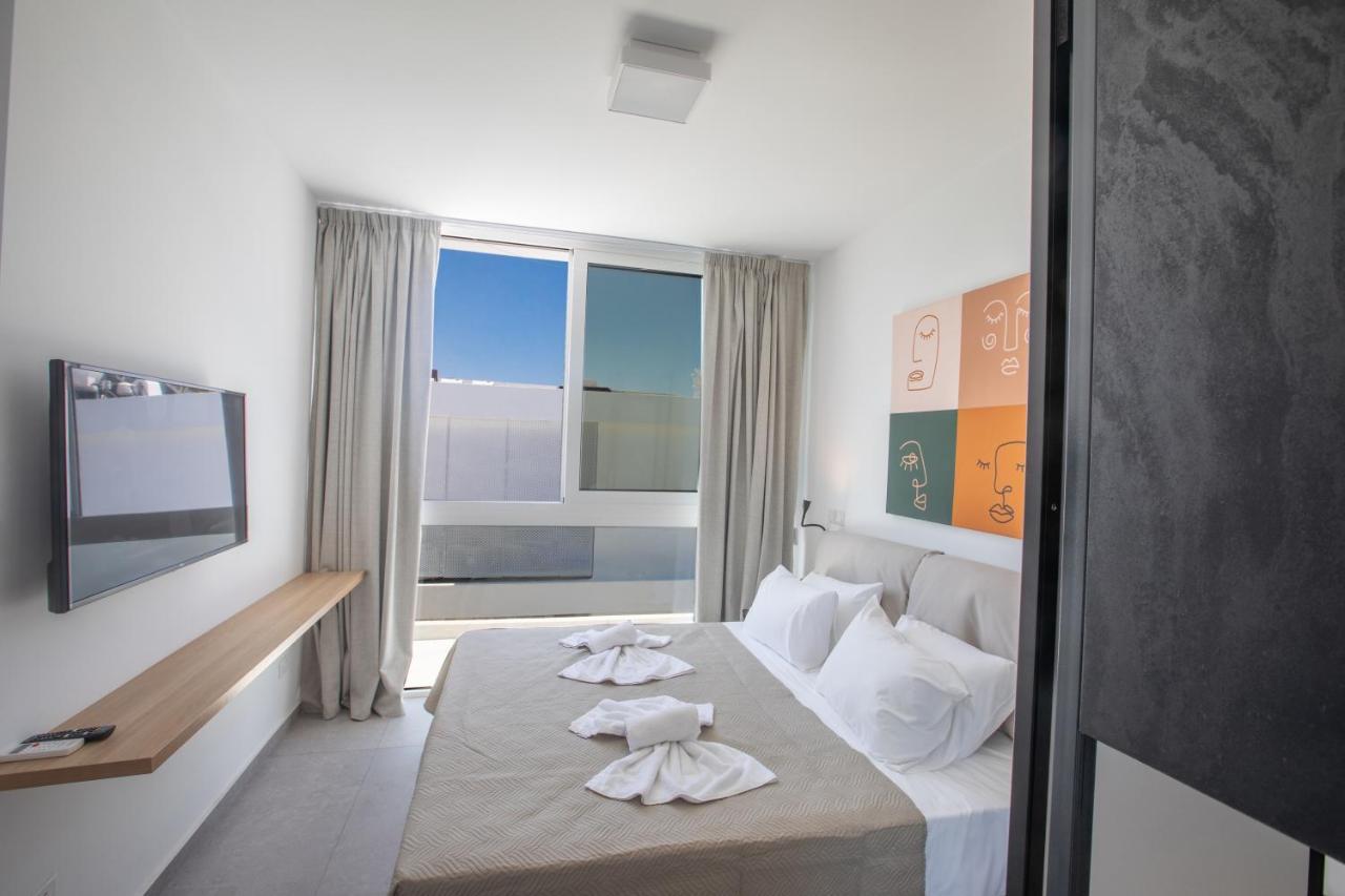 Kube Luxury Villas Ayia Napa Eksteriør billede