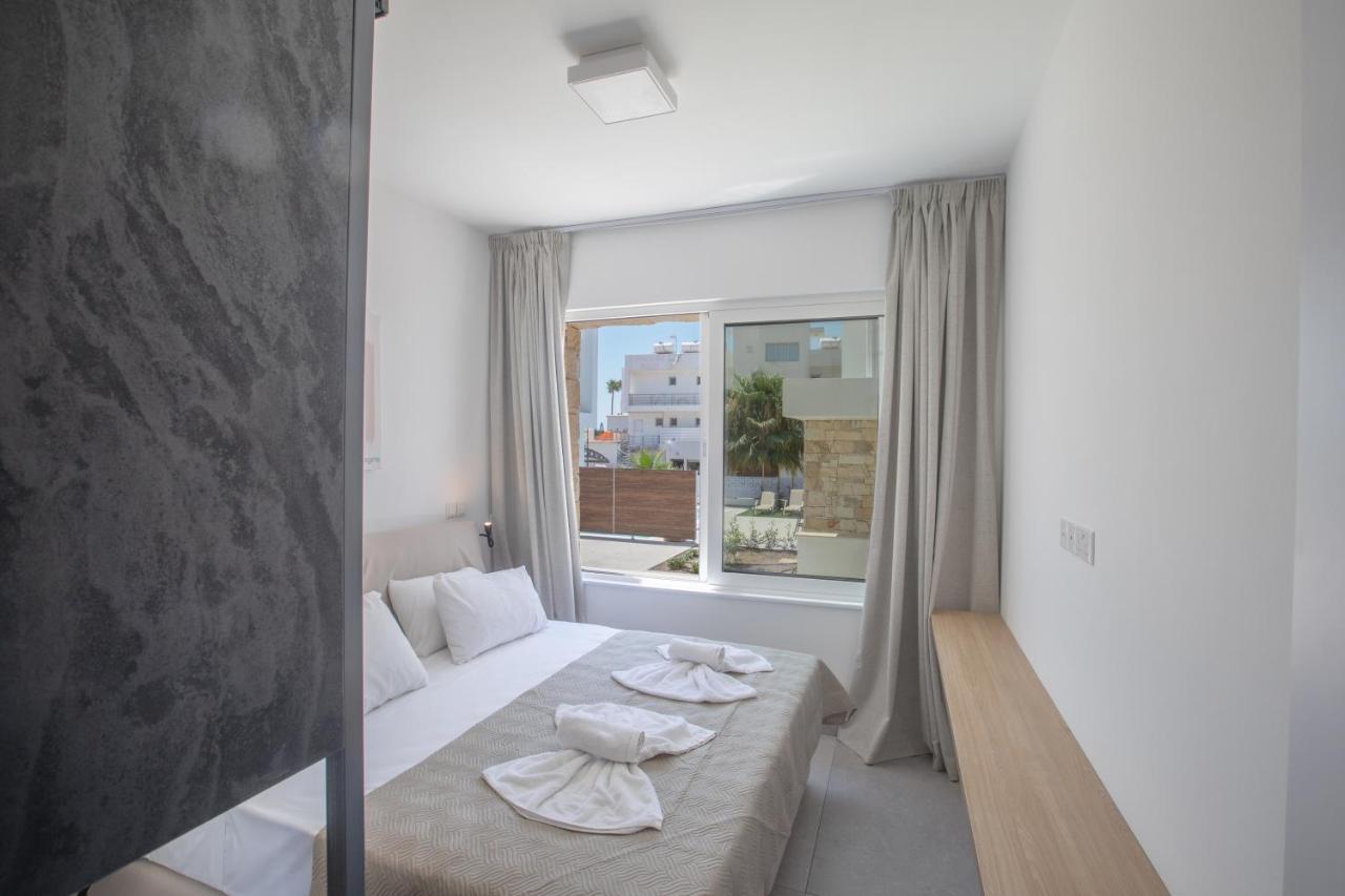Kube Luxury Villas Ayia Napa Eksteriør billede