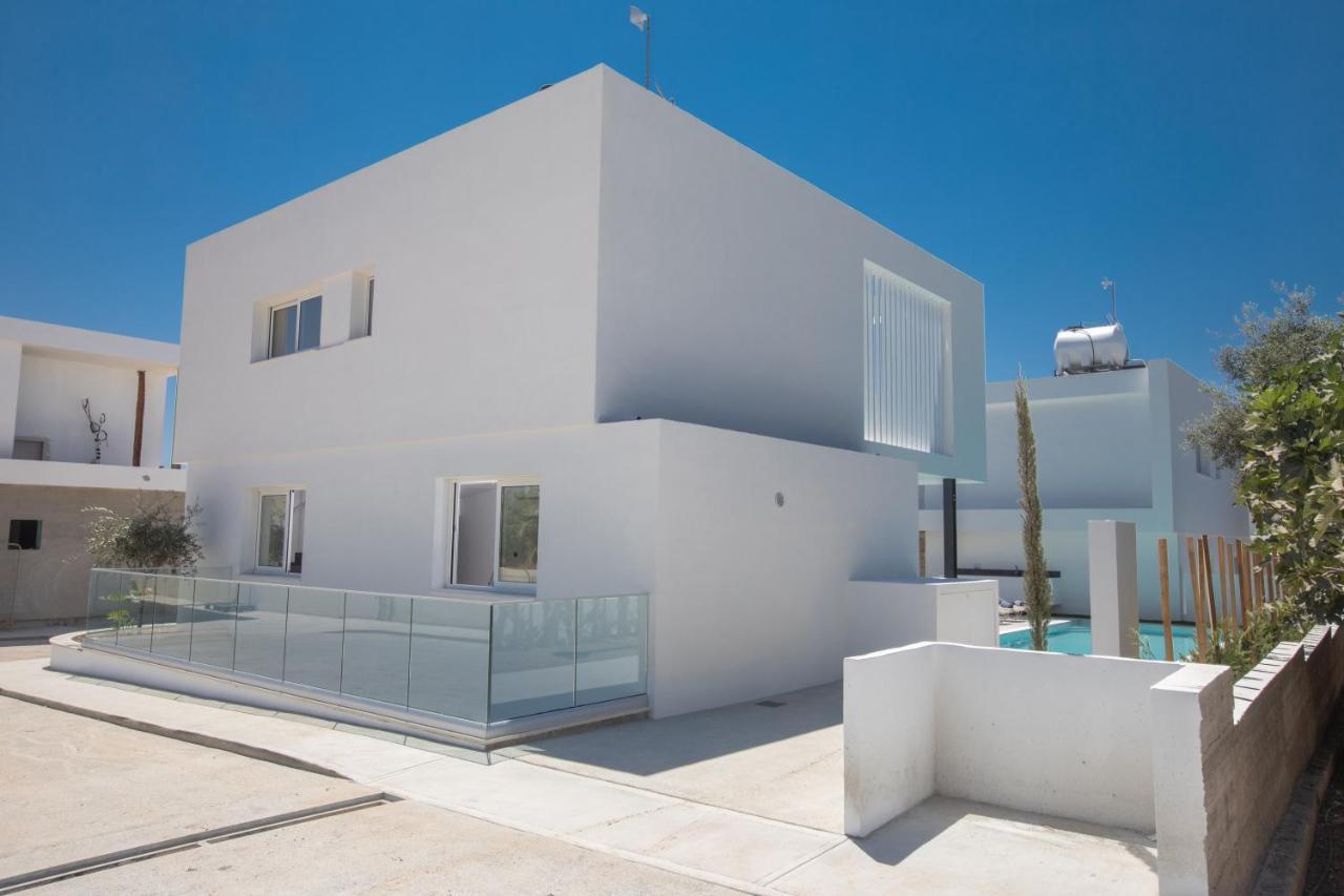 Kube Luxury Villas Ayia Napa Eksteriør billede